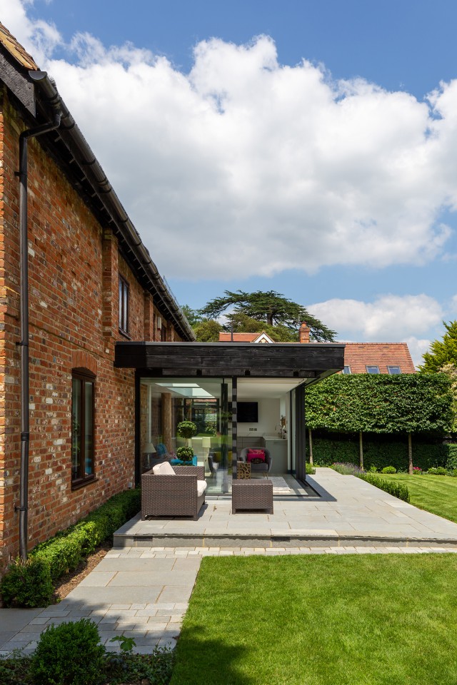 FineLineArch BeechHillEllieWalpole HR 77