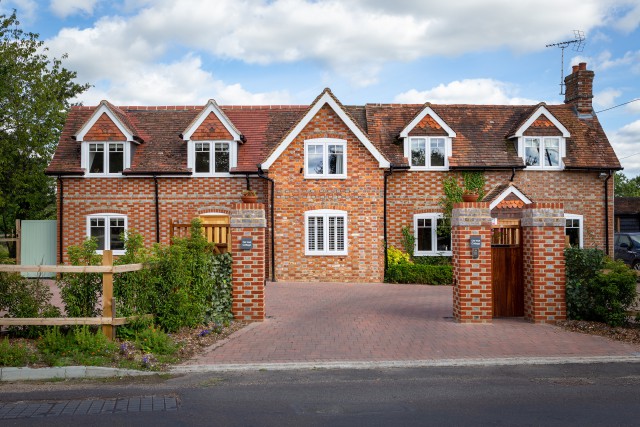 FineLineArch OldWellCottEllieWalpole HR 195